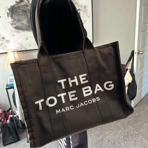 Marc Jacobs The Large Tote Bag.